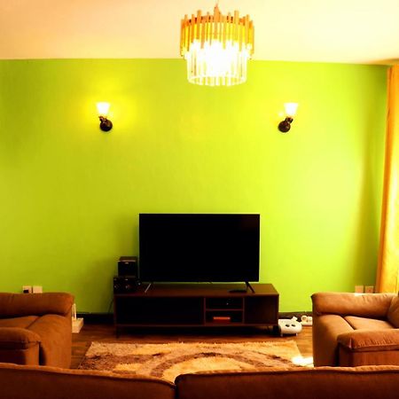 Pleasant Nest Homestay Near Jkia Airport And Sgr Station ナイロビ エクステリア 写真