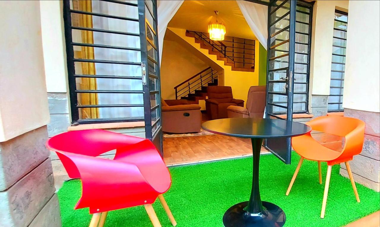 Pleasant Nest Homestay Near Jkia Airport And Sgr Station ナイロビ エクステリア 写真